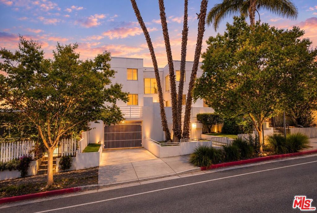 1823 20th Street 103, Santa Monica, CA 90404 — exterior