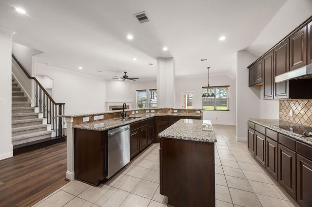 18843 Maverick Ranch Road E, Magnolia, TX 77355