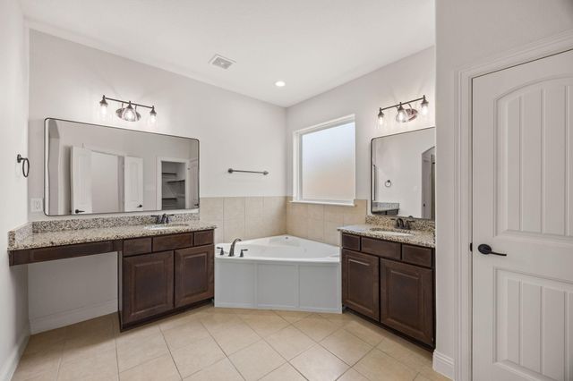 18843 Maverick Ranch Road E, Magnolia, TX 77355