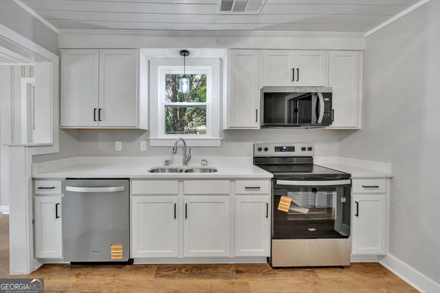 6123 Green Street, Covington, GA 30014