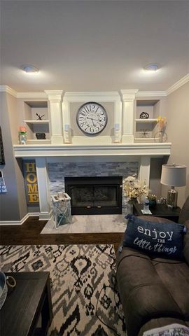 809 SW Hereford Drive, Grain Valley, MO 64029