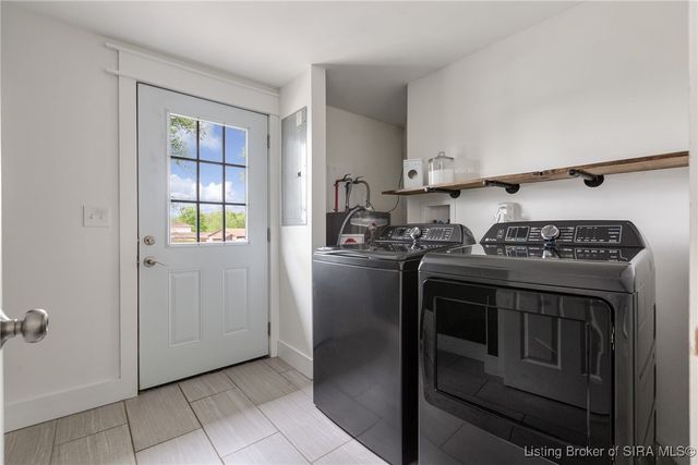 206 Sheri Drive, Georgetown, IN 47122