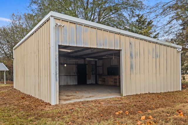 2638 SE County Road 4115, Mount Vernon, TX 75457