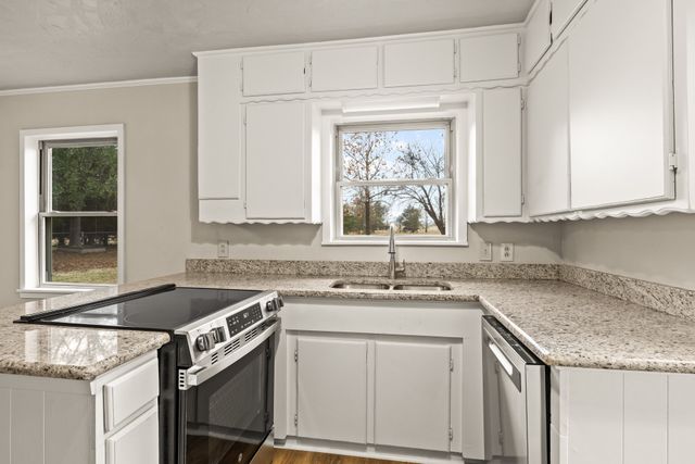 2638 SE County Road 4115, Mount Vernon, TX 75457