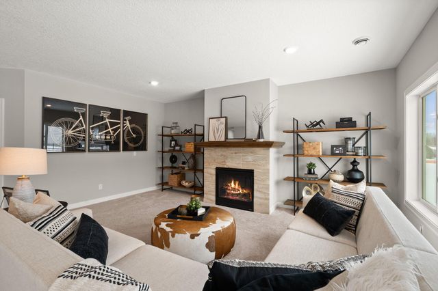 7525 22nd Avenue, Shakopee, MN 55379