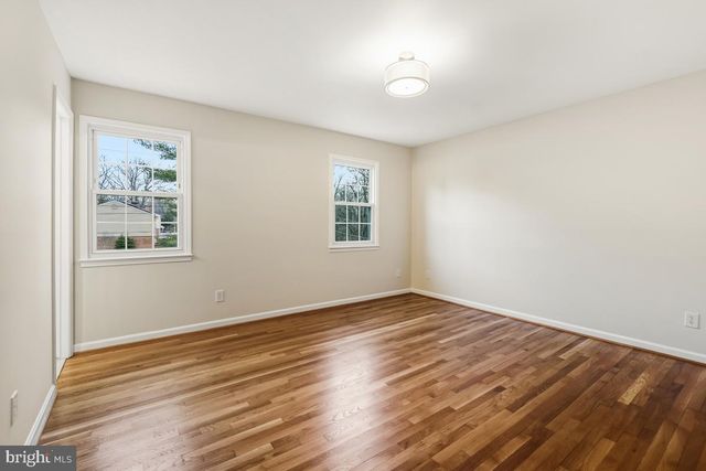 12130 AMBLESIDE DR, Potomac, MD 20854