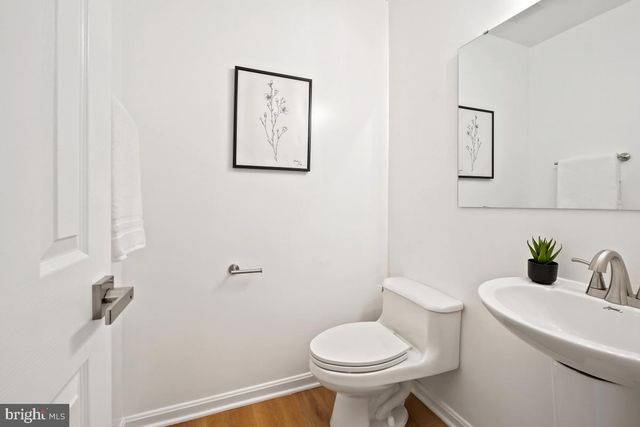 12130 AMBLESIDE DR, Potomac, MD 20854