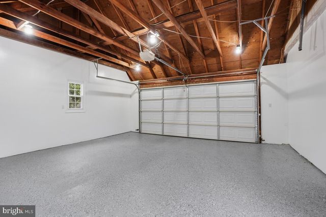 12130 AMBLESIDE DR, Potomac, MD 20854