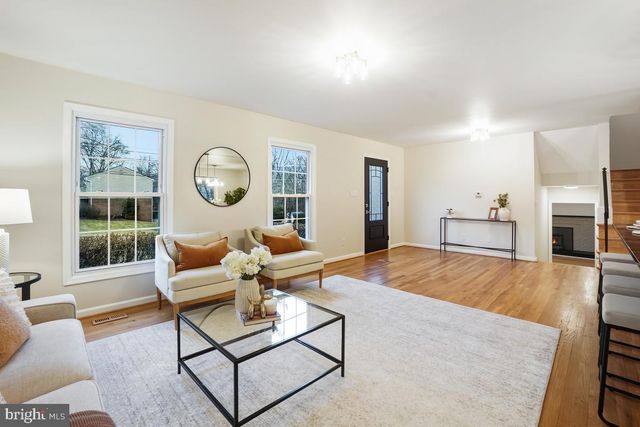 12130 AMBLESIDE DR, Potomac, MD 20854