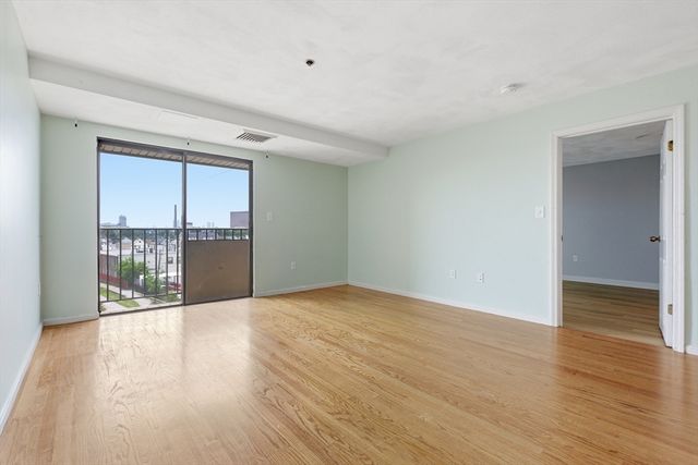 39 Parlin St 404, Everett, MA 02149
