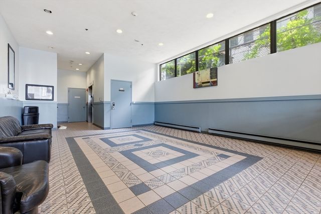39 Parlin St 404, Everett, MA 02149