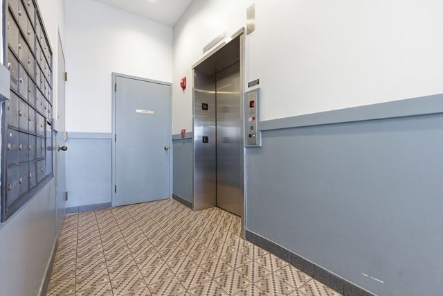 39 Parlin St 404, Everett, MA 02149