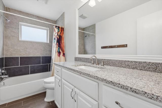 1614 Sunswept Terrace, Lewisville, TX 75077
