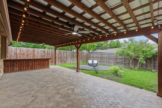 1614 Sunswept Terrace, Lewisville, TX 75077