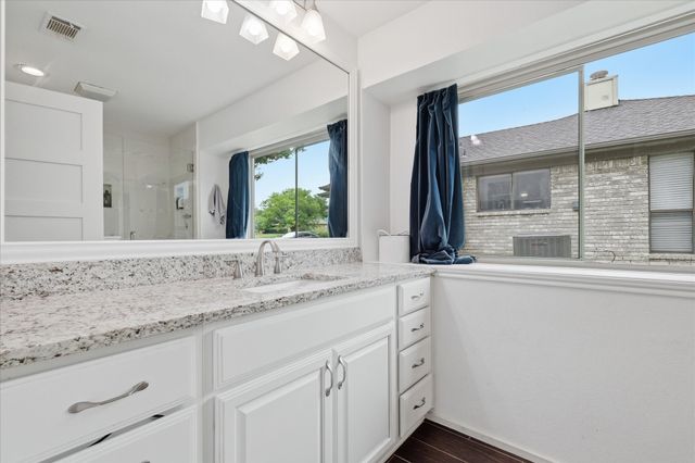1614 Sunswept Terrace, Lewisville, TX 75077