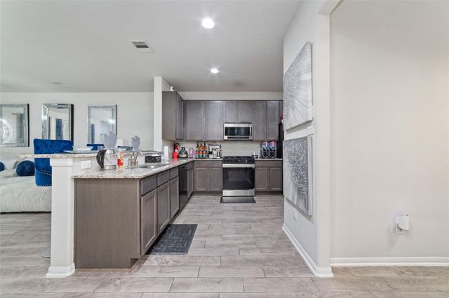 2248 Forest Chestnut Drive, Spring, TX 77386