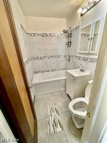 19031 Locherie Avenue, Euclid, OH 44119