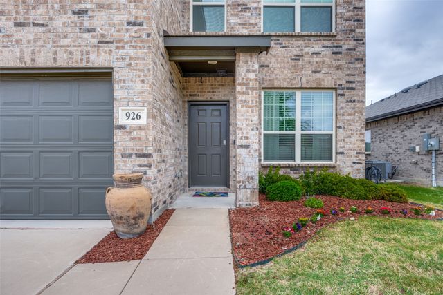 926 Hurstwood Drive, Van Alstyne, TX 75495