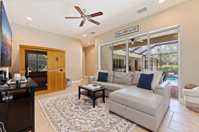20214 OAK THORN WAY, Tampa, FL 33647