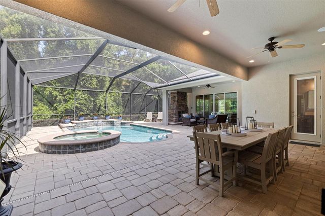 20214 OAK THORN WAY, Tampa, FL 33647