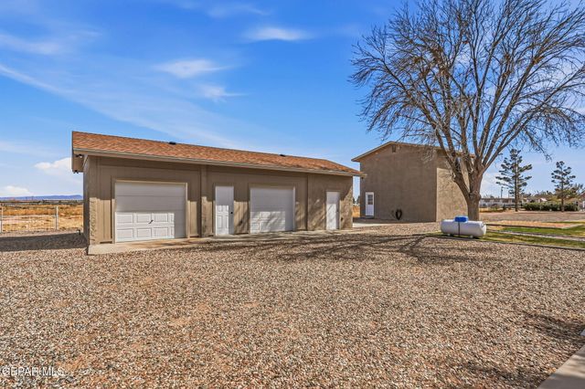 928 MIKE Court, Chaparral, NM 88081