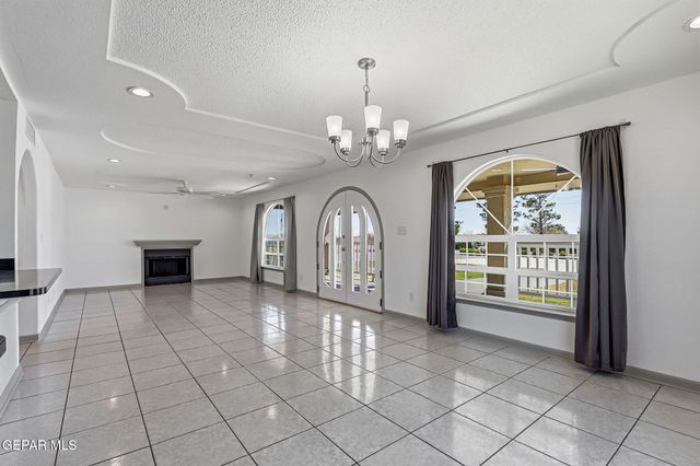 928 MIKE Court, Chaparral, NM 88081