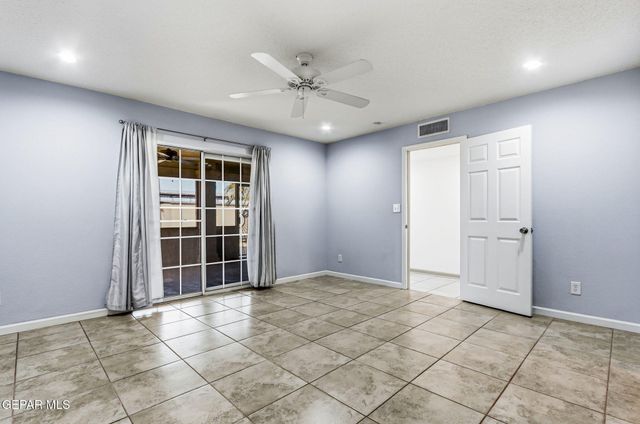928 MIKE Court, Chaparral, NM 88081