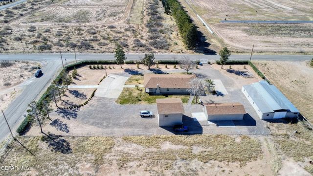 928 MIKE Court, Chaparral, NM 88081