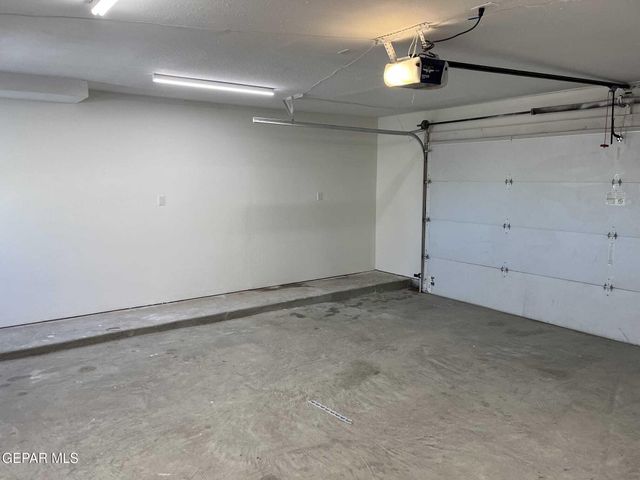 928 MIKE Court, Chaparral, NM 88081