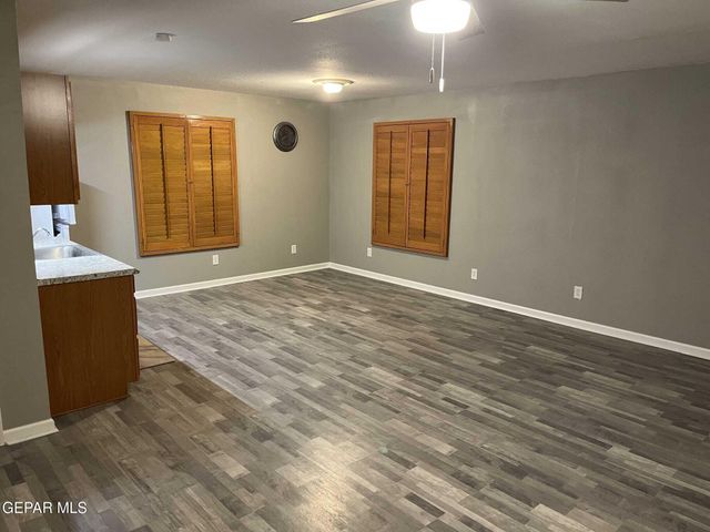 928 MIKE Court, Chaparral, NM 88081