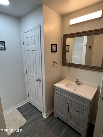 928 MIKE Court, Chaparral, NM 88081