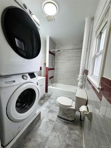 35 1st Street, New Hyde Park, NY 11040