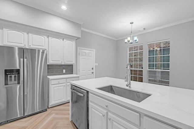13527 Brookbluff Lane, Houston, TX 77077