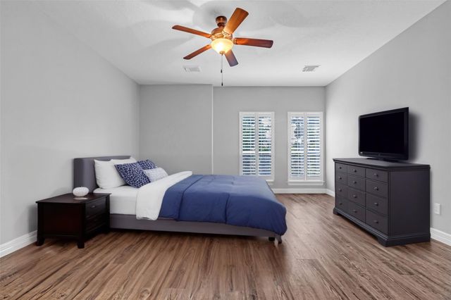 13527 Brookbluff Lane, Houston, TX 77077