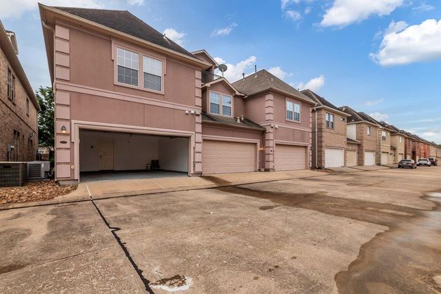 13527 Brookbluff Lane, Houston, TX 77077