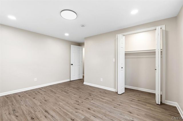 7 Gooseberry Lane, Clay, NY 13090