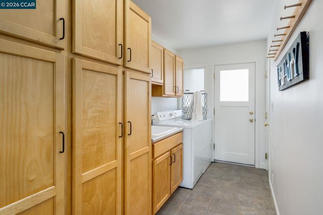 15 La Salle Ct, Piedmont, CA 94611