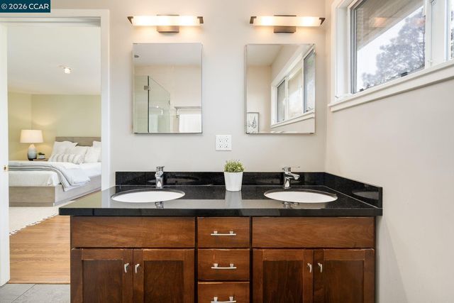 15 La Salle Ct, Piedmont, CA 94611