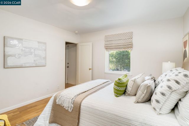 15 La Salle Ct, Piedmont, CA 94611