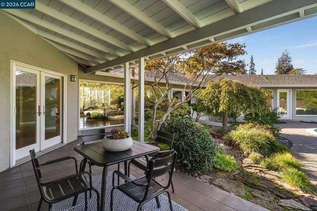 15 La Salle Ct, Piedmont, CA 94611