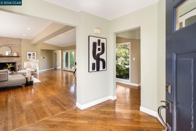 15 La Salle Ct, Piedmont, CA 94611
