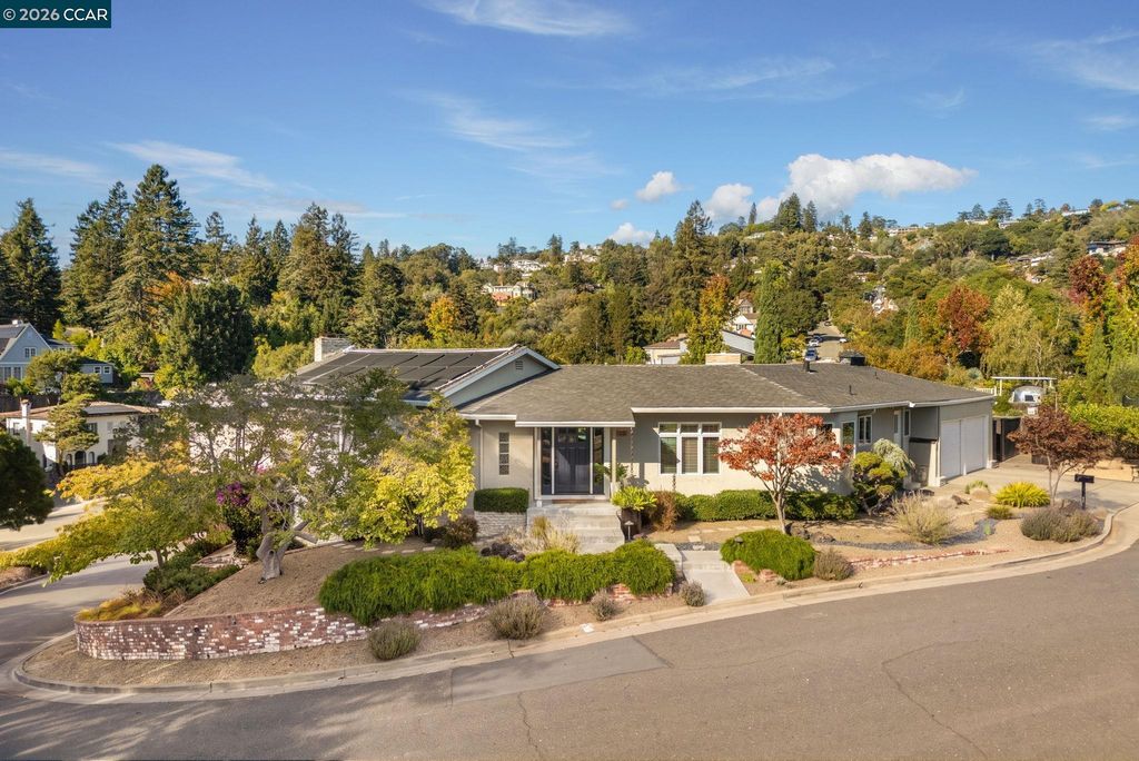 15 La Salle Ct, Piedmont, CA 94611