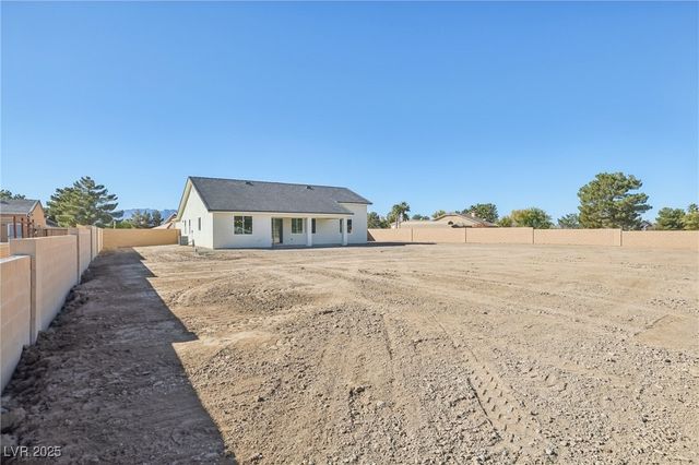 3141 South Burning Tree Court, Pahrump, NV 89061