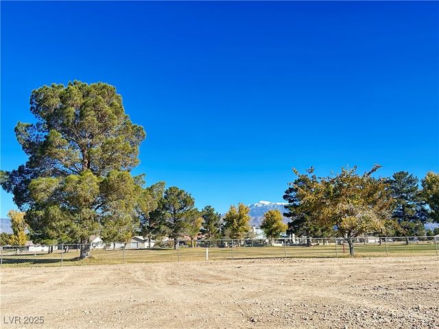 3141 South Burning Tree Court, Pahrump, NV 89061