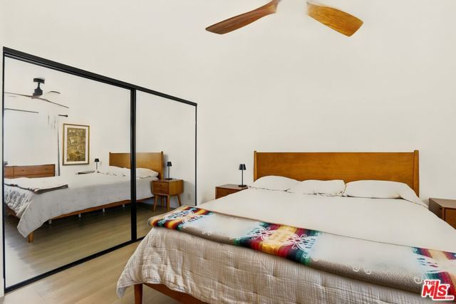 11813 Runnymede Street 36, North Hollywood (los Angeles), CA 91605