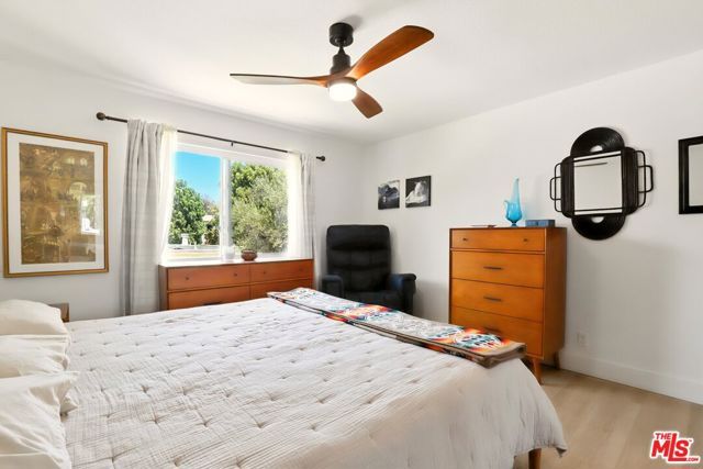 11813 Runnymede Street 36, North Hollywood (los Angeles), CA 91605