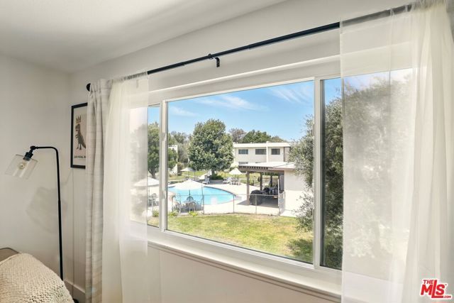 11813 Runnymede Street 36, North Hollywood (los Angeles), CA 91605