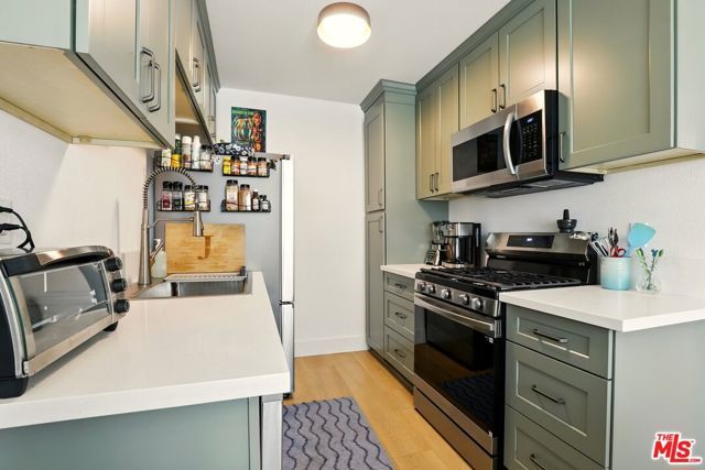 11813 Runnymede Street 36, North Hollywood (los Angeles), CA 91605