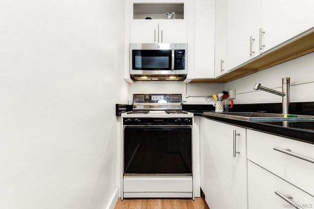67-50 Thornton Place 4S, Forest Hills, NY 11375
