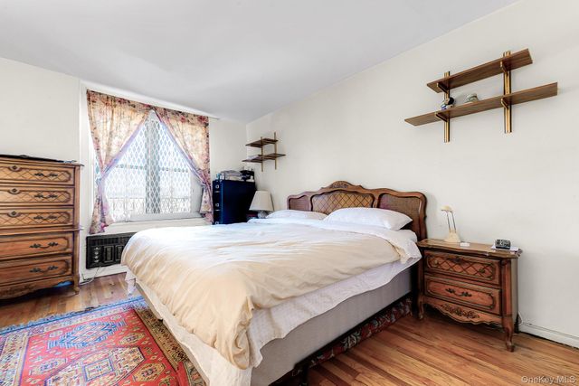 67-50 Thornton Place 4S, Forest Hills, NY 11375